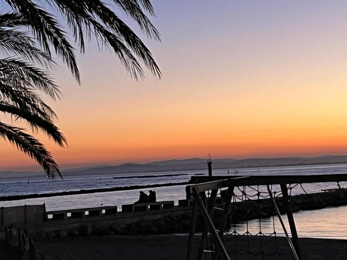 L'Appart-Rosas Boheme Chic, Au Bord De La Mer Roses Exterior foto